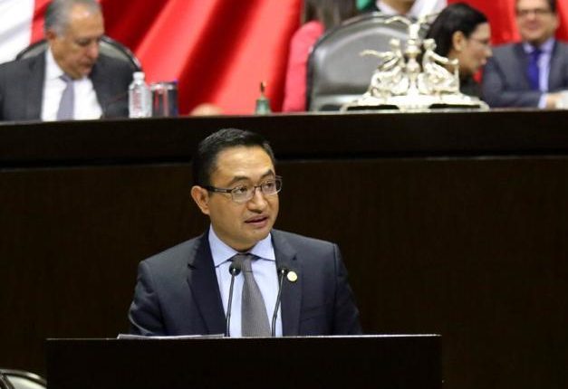Héctor Cruz, diputado, vacuna