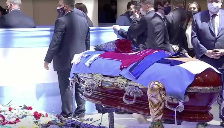 cuerpo Diego Maradona