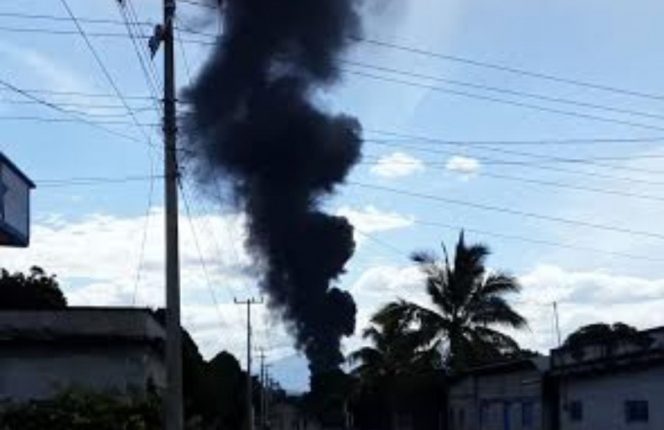 Explosión, pipa, gasolina