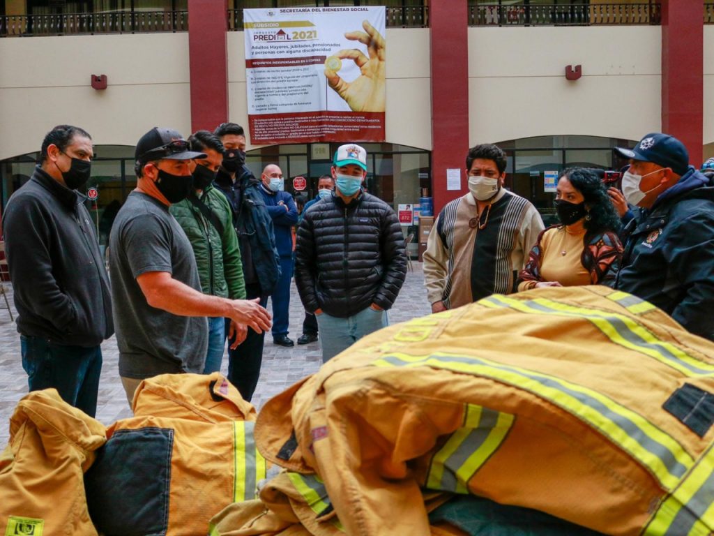 Donación de equipo de Calfire a Rosarito