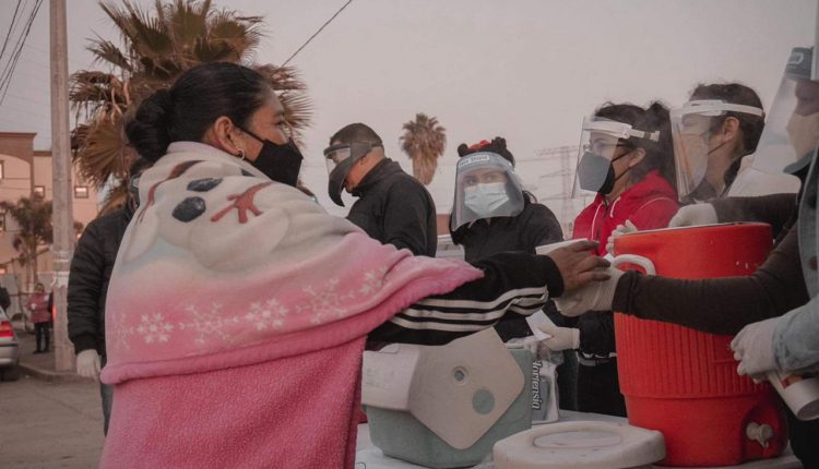 Comida, hospitales, ciudadanos, solidaridad