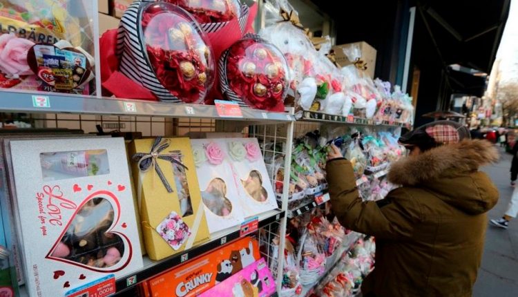 comercio, vía publica, día de San Valentín