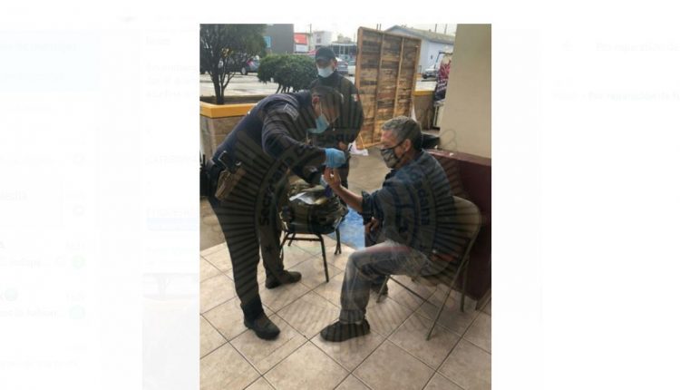 Persona lesionada, brazo, paramédicos, hospital