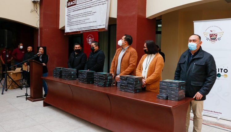 Programa, tabletas, estudiantes, educación