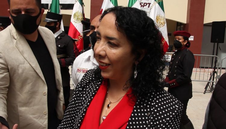 AMLO, Araceli Brown, Vacuna