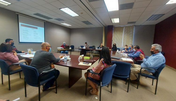 Educación, Clases presenciales, Escuelas