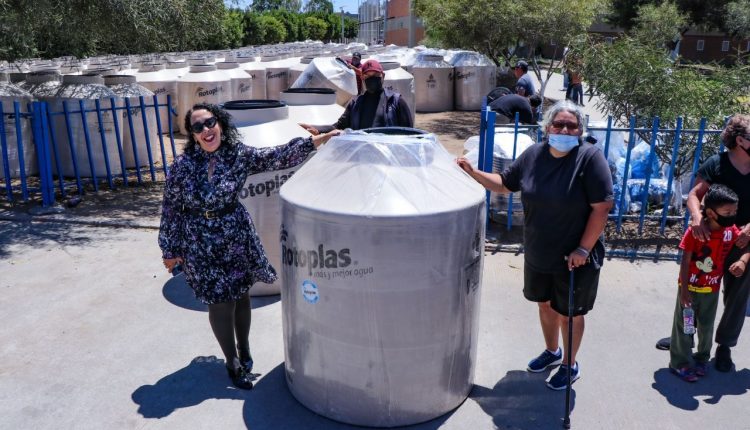 A Rosarito, Tinacos, Araceli Brown, Ayuntamiento de Playas de Rosarito