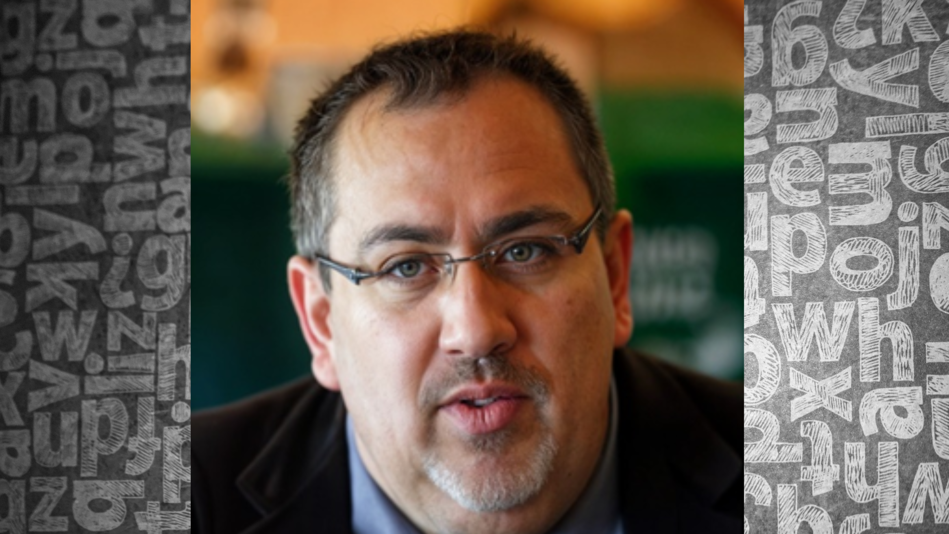 Semblanza del Dr. José Alejandro García Galván Es Doctor en Ciencias Sociales por el Colegio de la Frontera Norte 1998-2003, con maestrías en Ciencias Sociales Aplicadas y en Bussiness Intelligence, por la UABC y la Universidad de Oberta en España, respectivamente. ExConsejero Electoral en el 6to. Distrito Electoral Federal en la ciudad de Tijuana desde el 2015 al 2023; Presidente del Consejo Académico del Universitario Tecnológico UNIVERSITAM y catedrático de licenciatura y posgrado en Xochicalco, Universidad Ibero de Tijuana, Centro de Estudios Universitario de Baja California, Universidad Yaan, Universidad del Atlántico; Director General de GO Integral SC, consultora de proyectos para organismos gubernamentales e instituciones privadas. Actualmente, colabora en el Centro Público de Investigación del Consejo Nacional de Ciencia y Tecnología “El Colegio de la Frontera Norte, A.C.”.