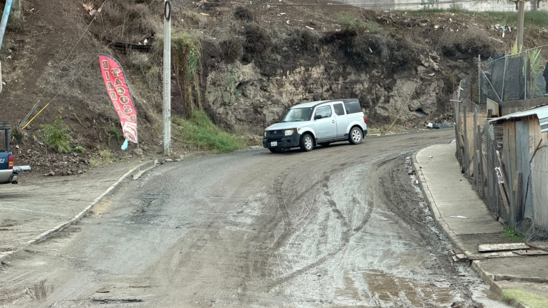 Tramo vial que conecta Villa Bonita con Real de Rosarito. / Foto: Rosarito Noticias