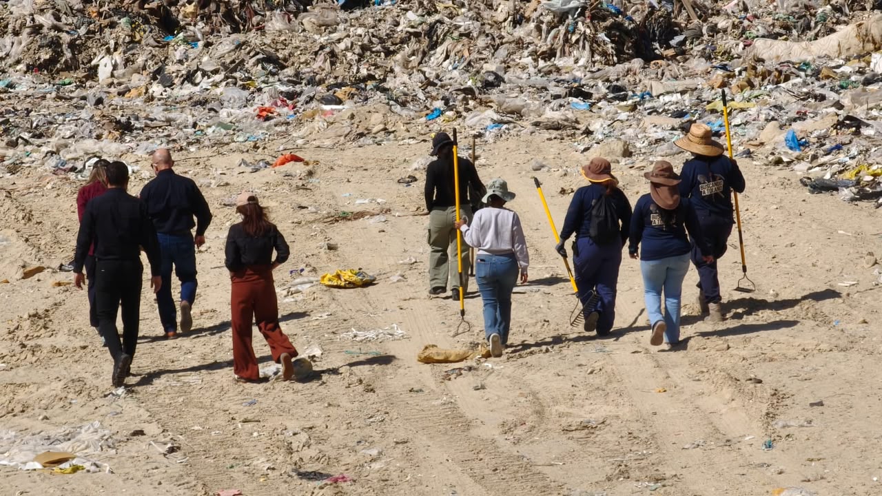 Operativo de búsqueda de personas cerca del relleno sanitario de Playas de Rosarito